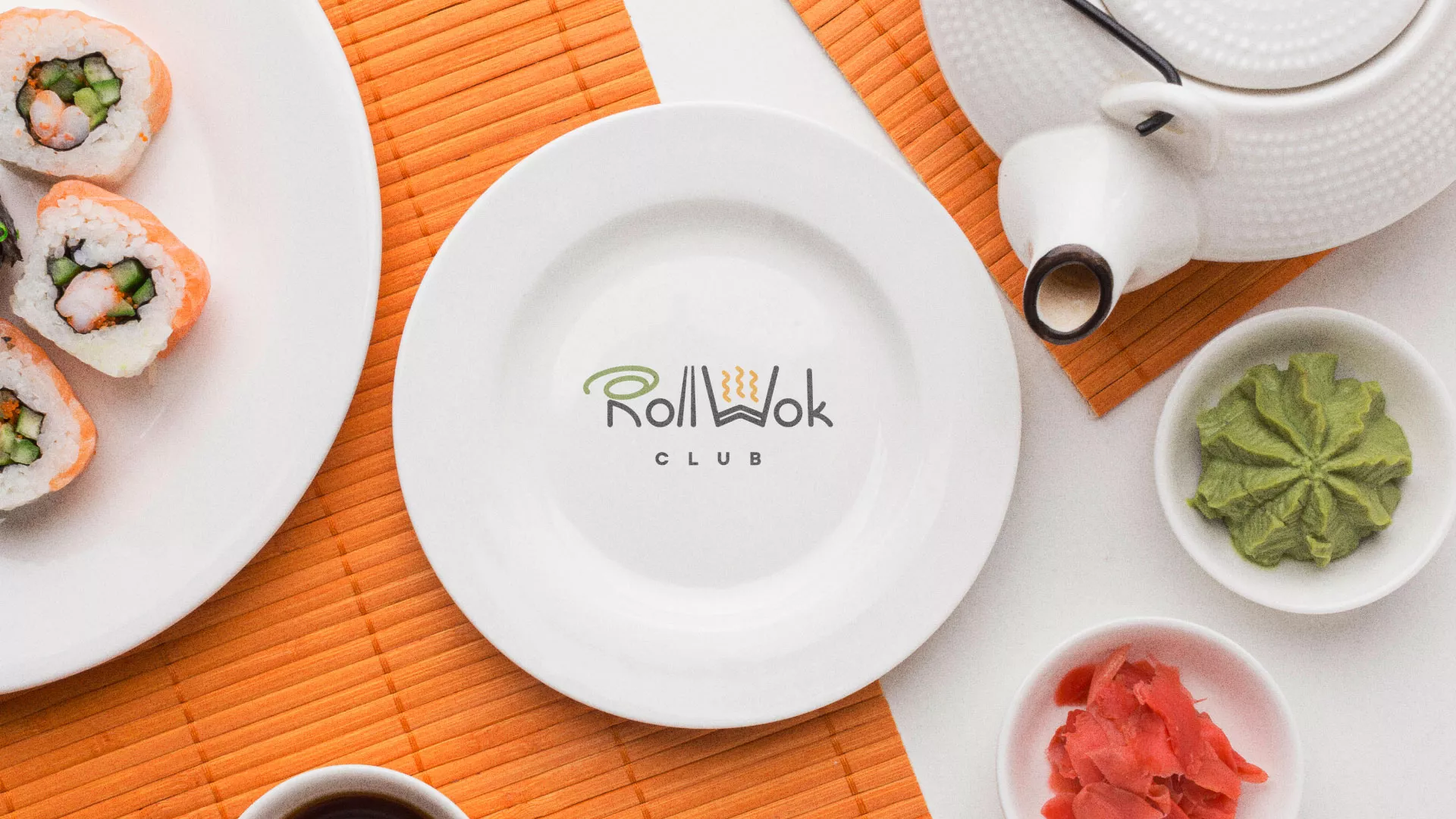 Разработка логотипа и фирменного стиля в Макушино для суши-бара «Roll Wok Club» Разработка логотипа и фирменного стиля в Макушино для суши-бара «Roll Wok Club»